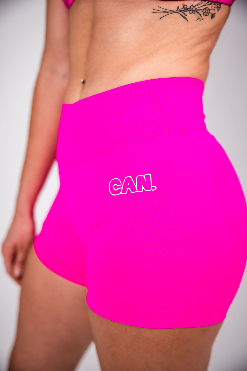 Seamless Contour Shorts