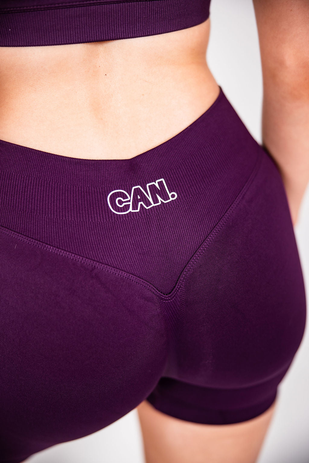 Seamless Contour Shorts