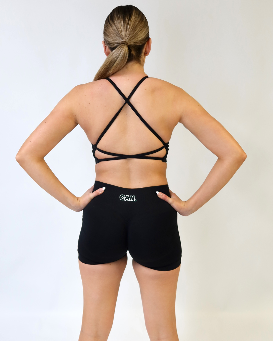 Seamless Contour Shorts